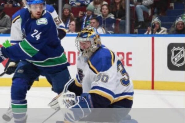 Pius Suter hat trick Canucks